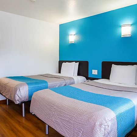 Motel 6-Ventura, Ca - Downtown Экстерьер фото