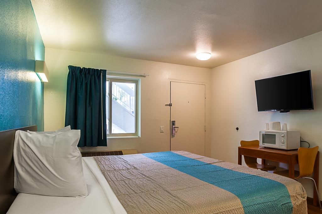 Motel 6-Ventura, Ca - Downtown Экстерьер фото