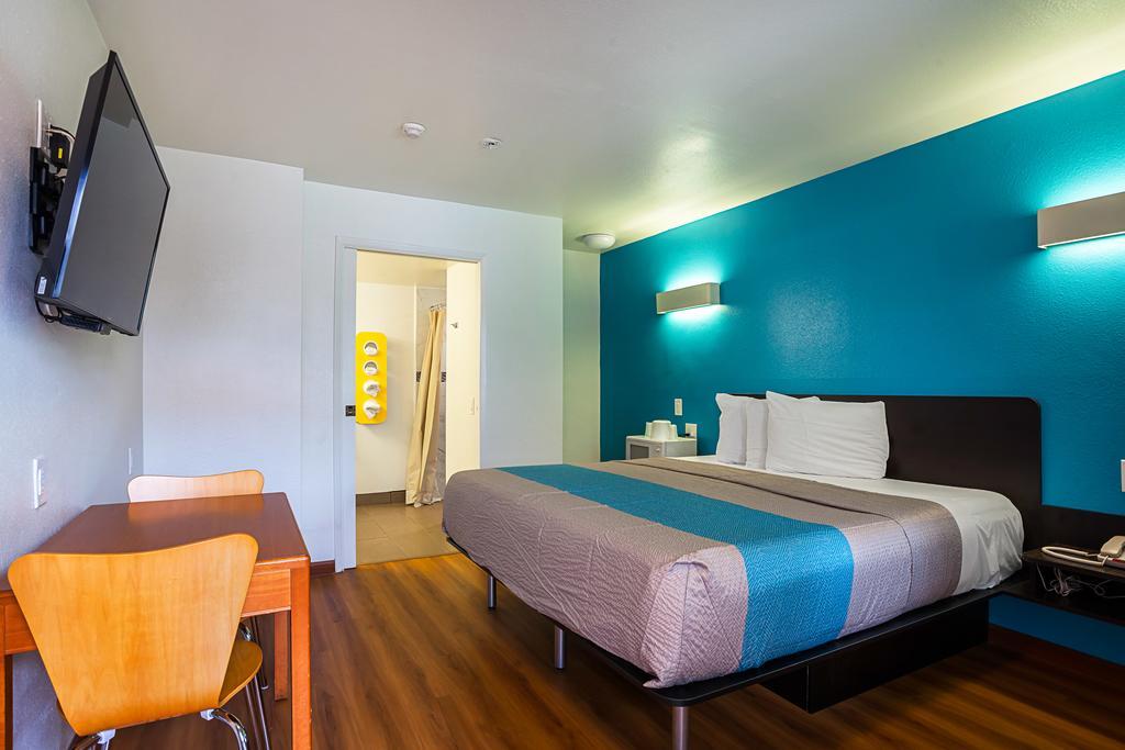 Motel 6-Ventura, Ca - Downtown Экстерьер фото
