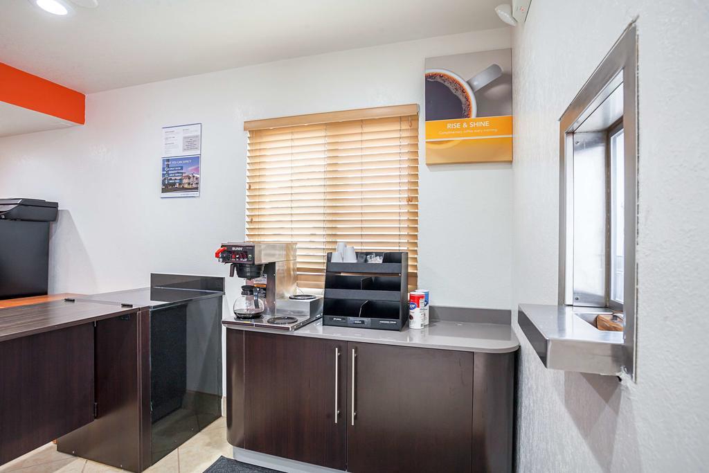 Motel 6-Ventura, Ca - Downtown Экстерьер фото
