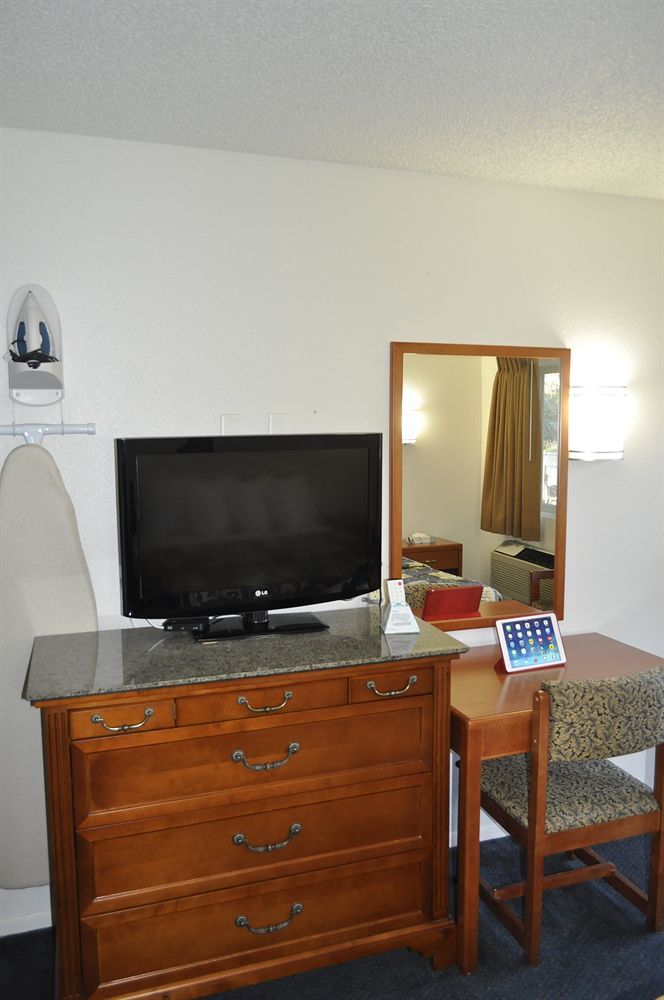 Motel 6-Ventura, Ca - Downtown Экстерьер фото